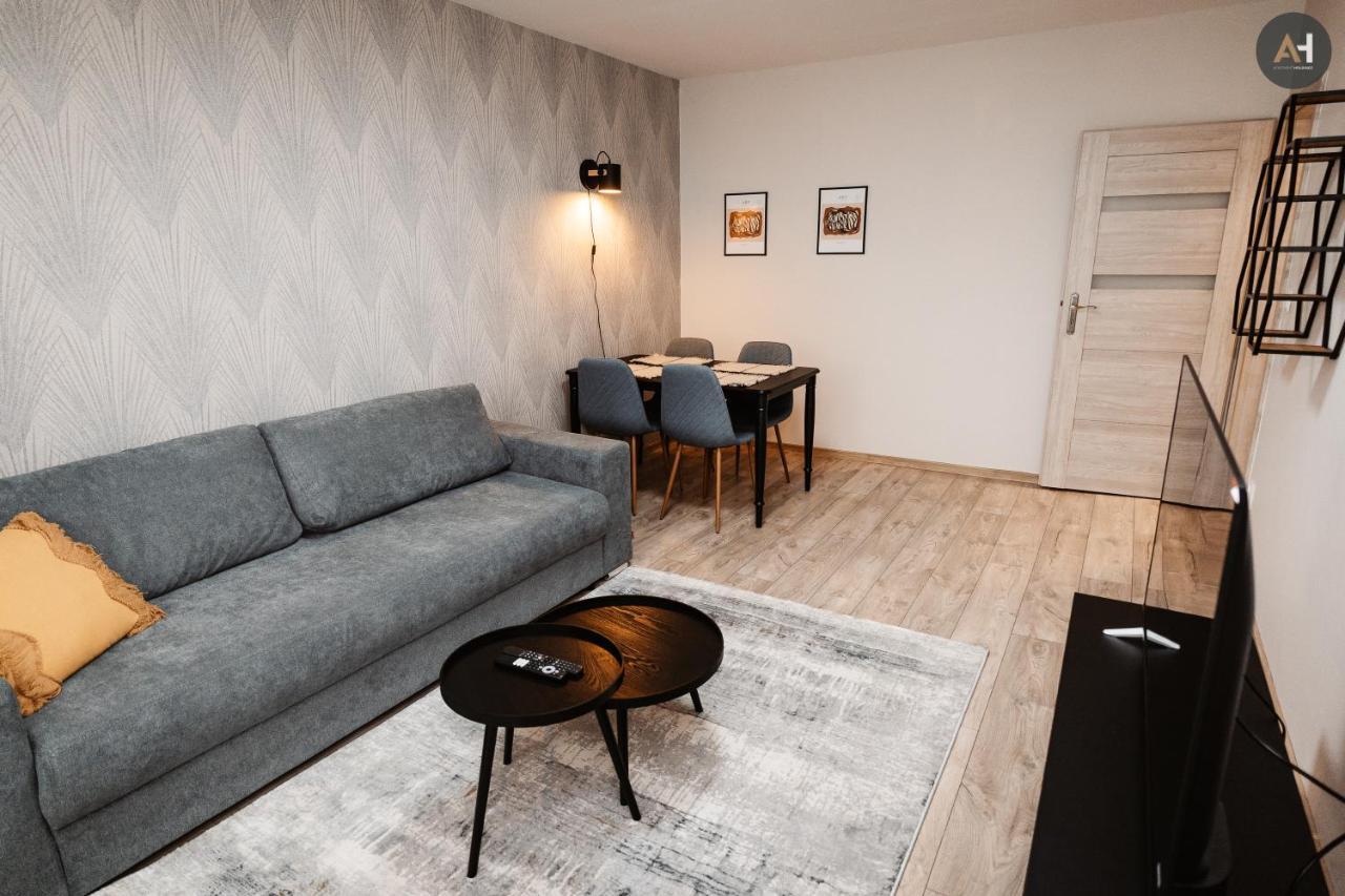 Ah Lomena Apartment